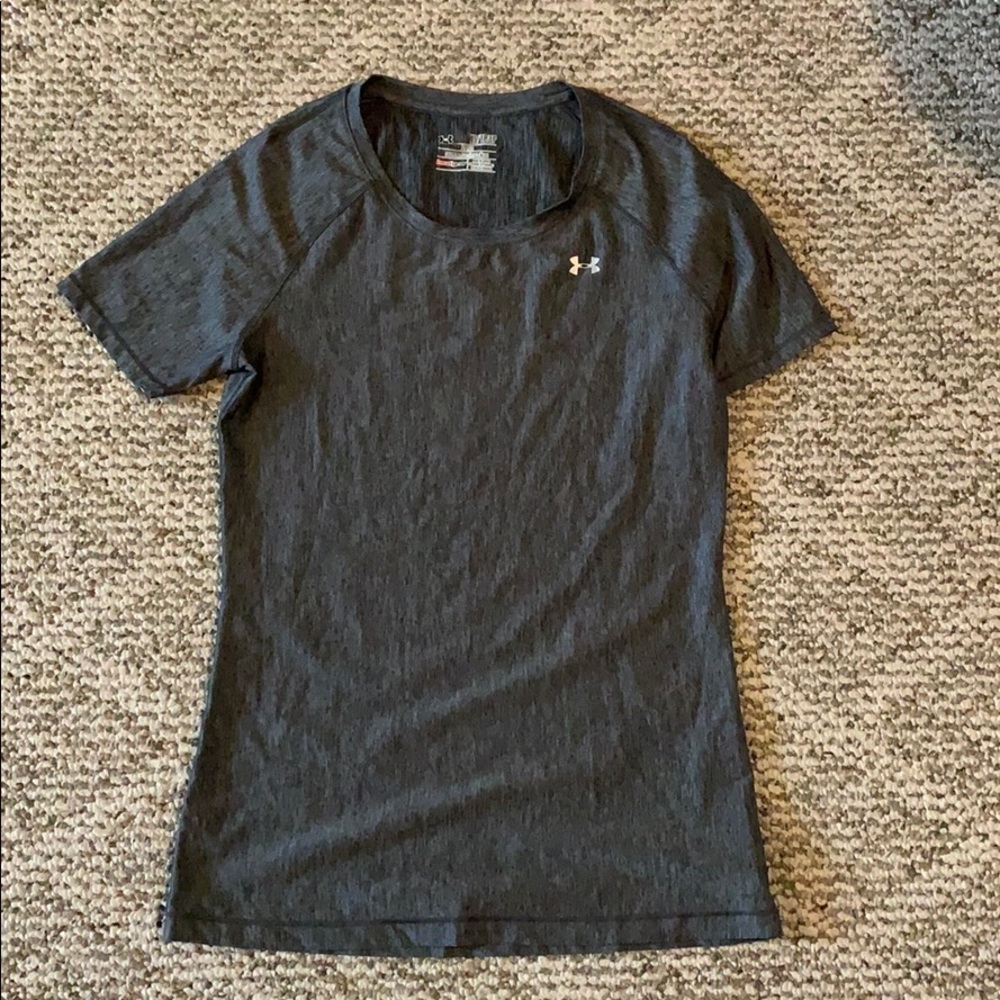 Under armor shirt